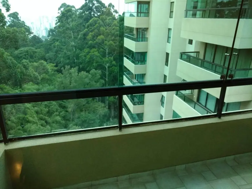 Foto 9 de Apartamento com 4 quartos à venda e para alugar, 180m2 em Vila Andrade, São Paulo - SP