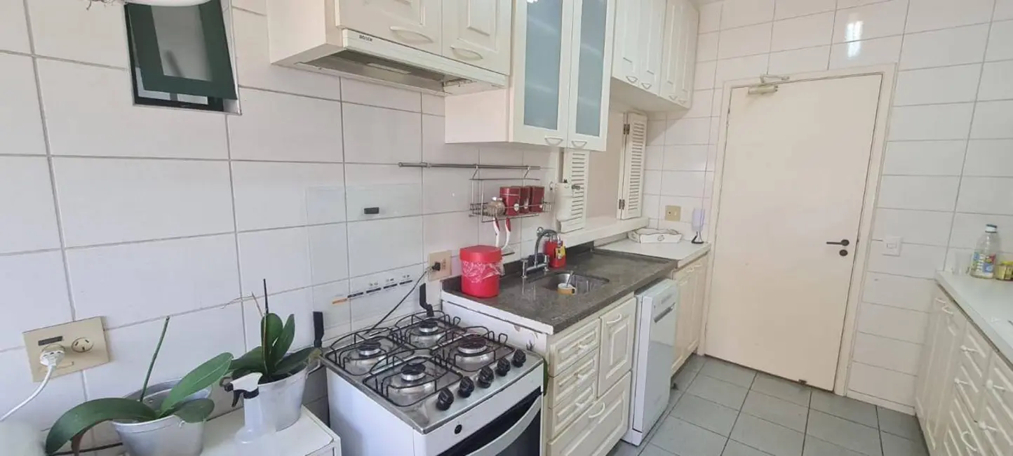 Foto 2 de Apartamento com 2 quartos à venda, 74m2 em Vila Suzana, São Paulo - SP