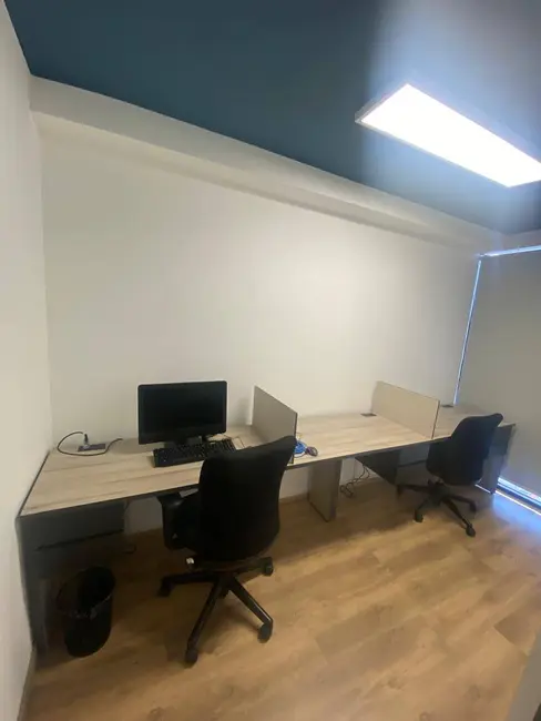 Foto 3 de Sala Comercial à venda e para alugar, 57m2 em Santo Amaro, São Paulo - SP