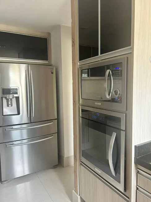 Foto 9 de Apartamento com 3 quartos para alugar, 142m2 em Jardim Monte Kemel, São Paulo - SP