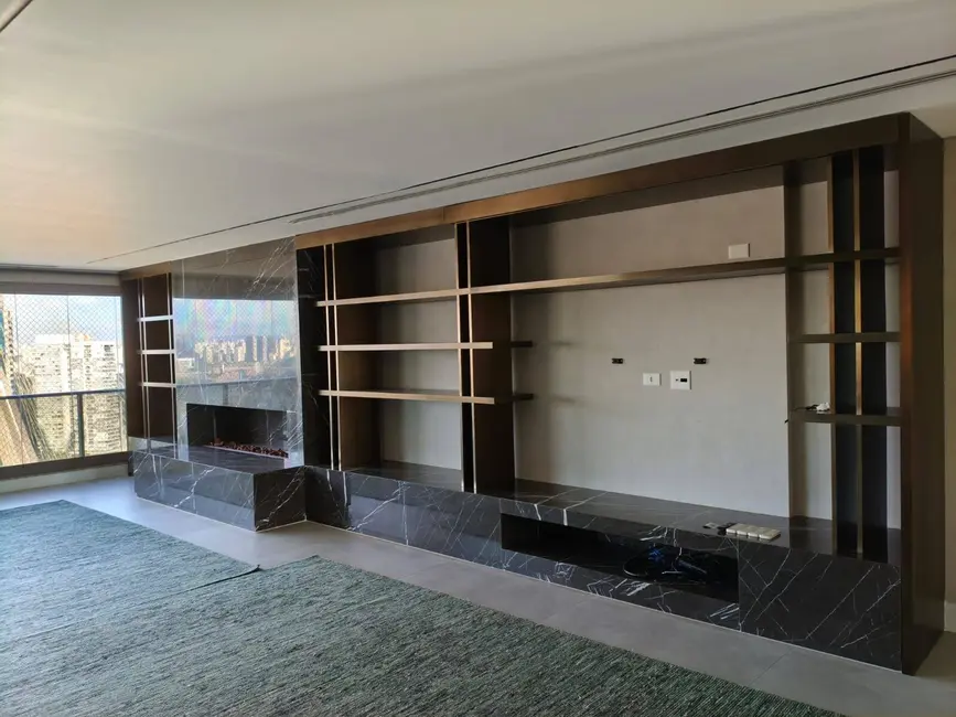 Apartamento com 4 quartos à venda, 252m2 em Real Parque, São Paulo - SP - imagem 1 Foto 1 de Apartamento com 4 quartos à venda, 252m2 em Real Parque, São Paulo - SP
