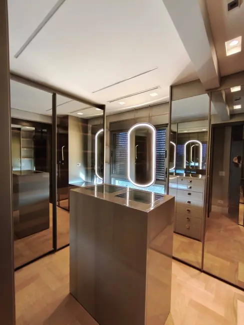Apartamento com 4 quartos à venda, 252m2 em Real Parque, São Paulo - SP - imagem 4 Foto 4 de Apartamento com 4 quartos à venda, 252m2 em Real Parque, São Paulo - SP
