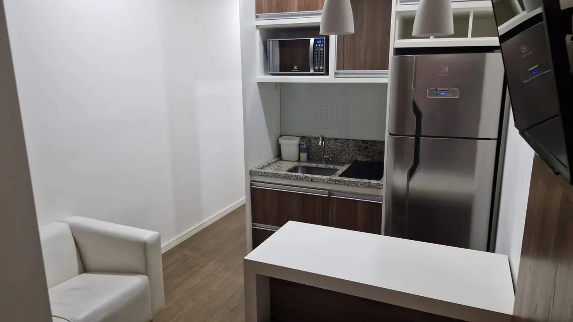 Foto 4 de Apartamento com 1 quarto à venda e para alugar, 27m2 em Granja Viana, Cotia - SP