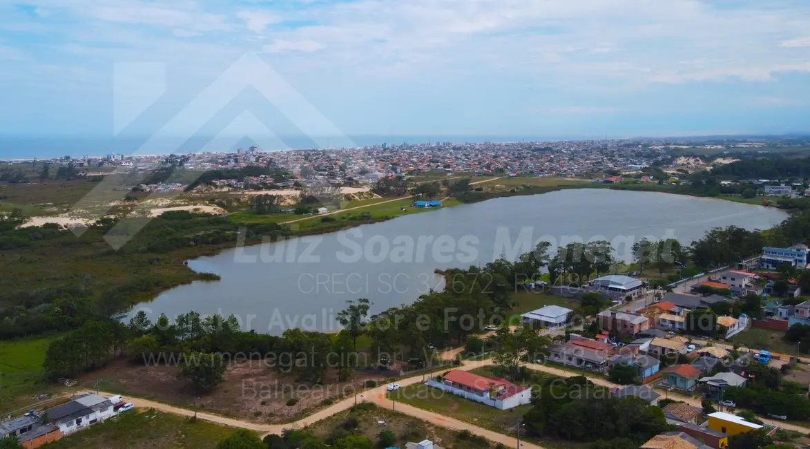 Foto 2 de Terreno / Lote à venda, 550m2 em Balneario Rincao - SC