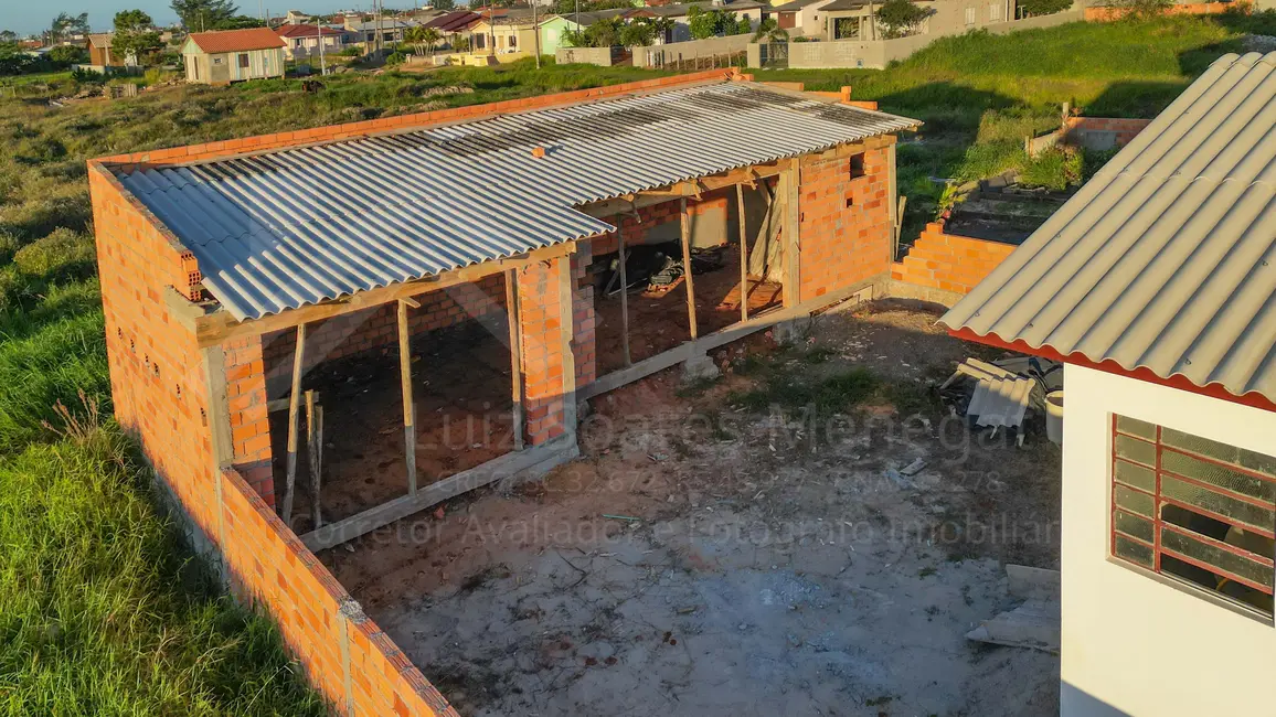 Casa com 2 quartos à venda, 56m2 em Balneario Rincao - SC - imagem 4 Foto 4 de Casa com 2 quartos à venda, 56m2 em Balneario Rincao - SC
