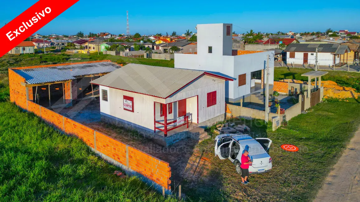 Casa com 2 quartos à venda, 56m2 em Balneario Rincao - SC - imagem 3 Foto 3 de Casa com 2 quartos à venda, 56m2 em Balneario Rincao - SC