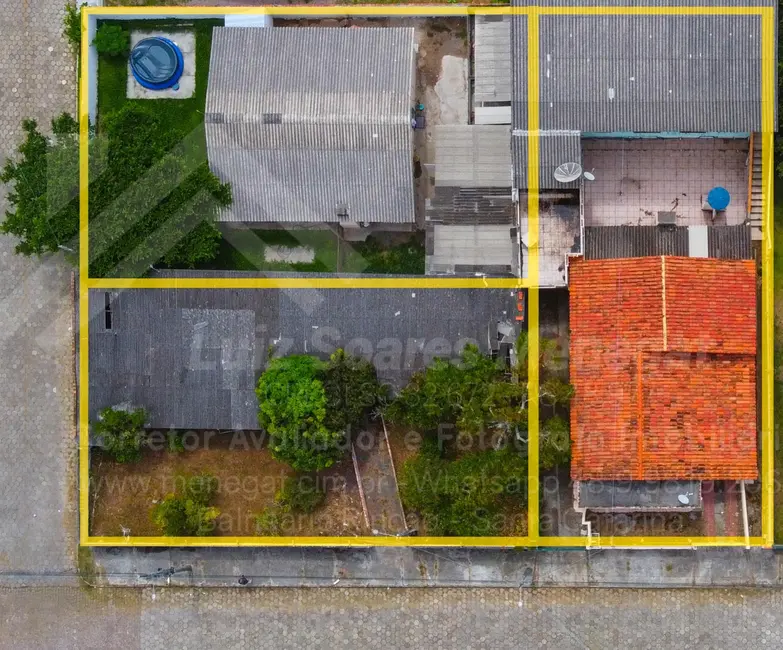 Foto 1 de Casa com 13 quartos à venda, 510m2 em Centro, Balneario Rincao - SC