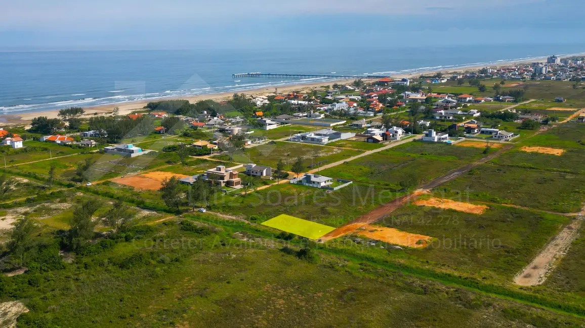 Foto 2 de Terreno / Lote à venda, 629m2 em Balneario Rincao - SC
