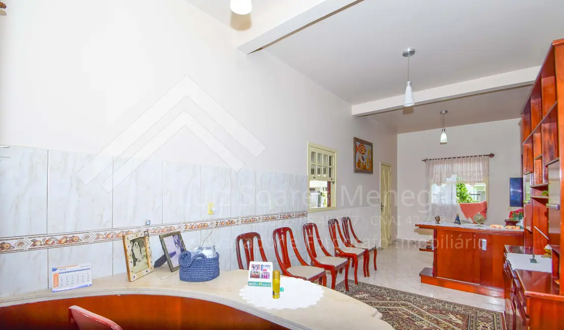 Casa com 5 quartos à venda, 190m2 em Centro, Balneario Rincao - SC - imagem 8 Foto 8 de Casa com 5 quartos à venda, 190m2 em Centro, Balneario Rincao - SC