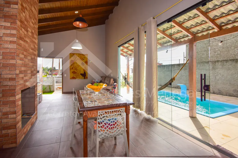 Casa com 2 quartos à venda, 100m2 em Centro, Balneario Rincao - SC - imagem 7 Foto 7 de Casa com 2 quartos à venda, 100m2 em Centro, Balneario Rincao - SC