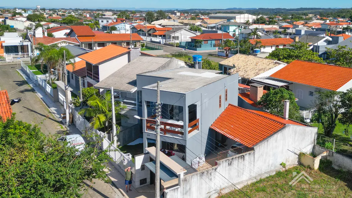 Casa com 3 quartos à venda em Balneario Rincao - SC - imagem 4 Foto 4 de Casa com 3 quartos à venda em Balneario Rincao - SC