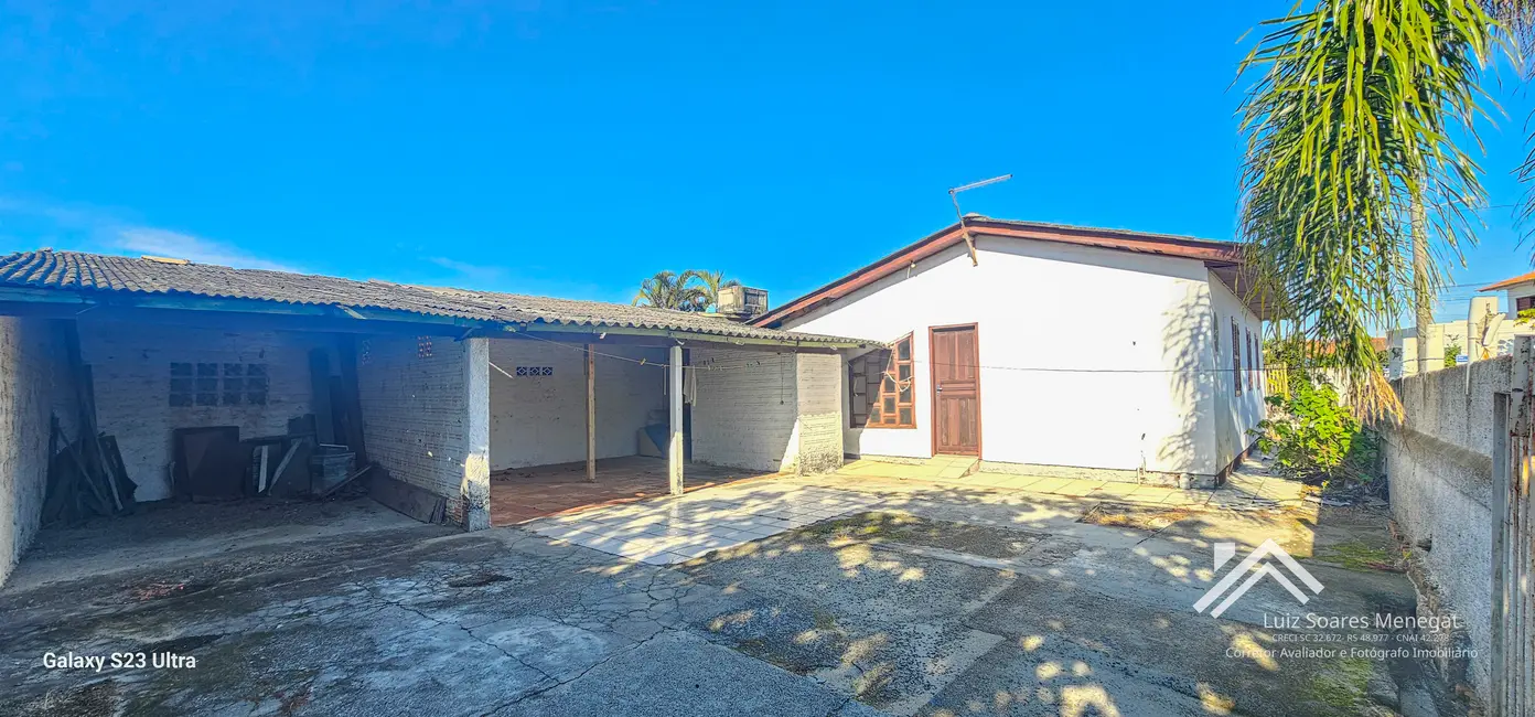 Foto 6 de Casa com 3 quartos à venda em Centro, Balneario Rincao - SC