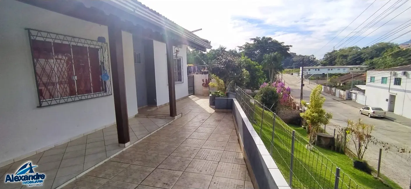 Foto 4 de Casa com 3 quartos à venda, 186m2 em Vila Lenzi, Jaragua Do Sul - SC