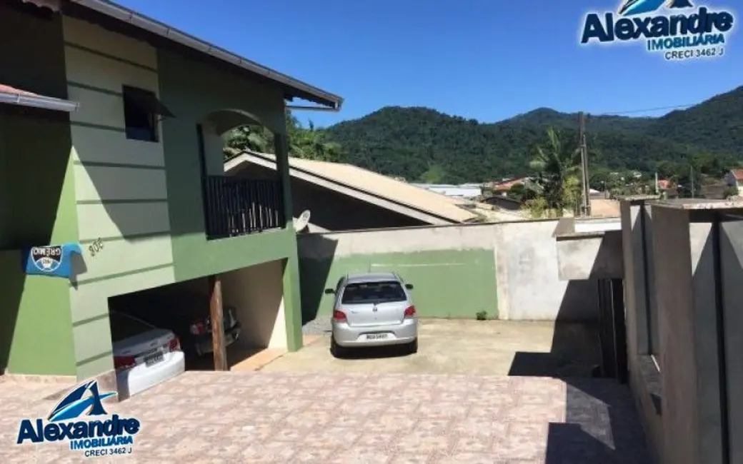 Foto 6 de Casa com 3 quartos à venda, 255m2 em São Luís, Jaragua Do Sul - SC
