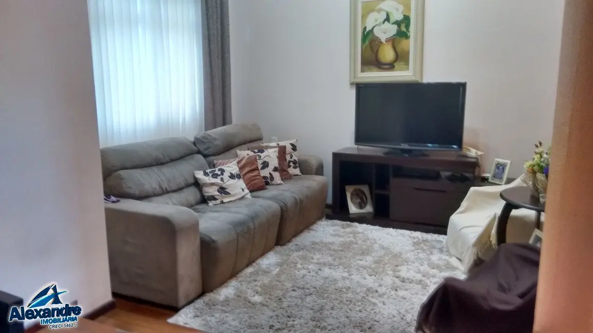 Casa com 3 quartos à venda, 187m2 em Vila Nova, Jaragua Do Sul - SC - imagem 3 Foto 3 de Casa com 3 quartos à venda, 187m2 em Vila Nova, Jaragua Do Sul - SC