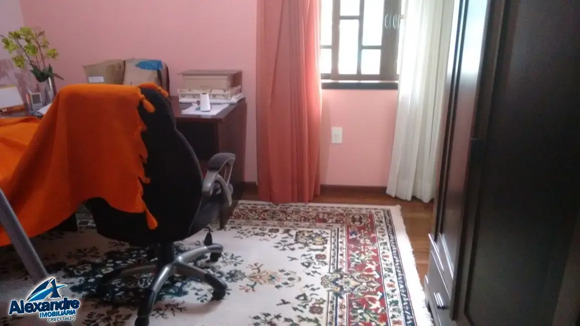 Casa com 3 quartos à venda, 187m2 em Vila Nova, Jaragua Do Sul - SC - imagem 9 Foto 9 de Casa com 3 quartos à venda, 187m2 em Vila Nova, Jaragua Do Sul - SC