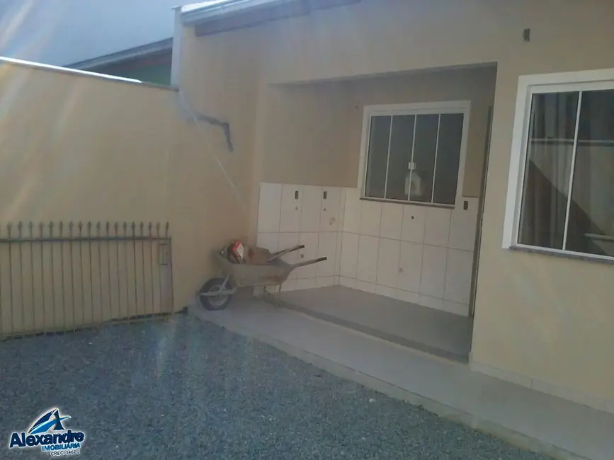 Casa com 3 quartos à venda, 80m2 em Barra do Rio Cerro, Jaragua Do Sul - SC - imagem 6 Foto 6 de Casa com 3 quartos à venda, 80m2 em Barra do Rio Cerro, Jaragua Do Sul - SC