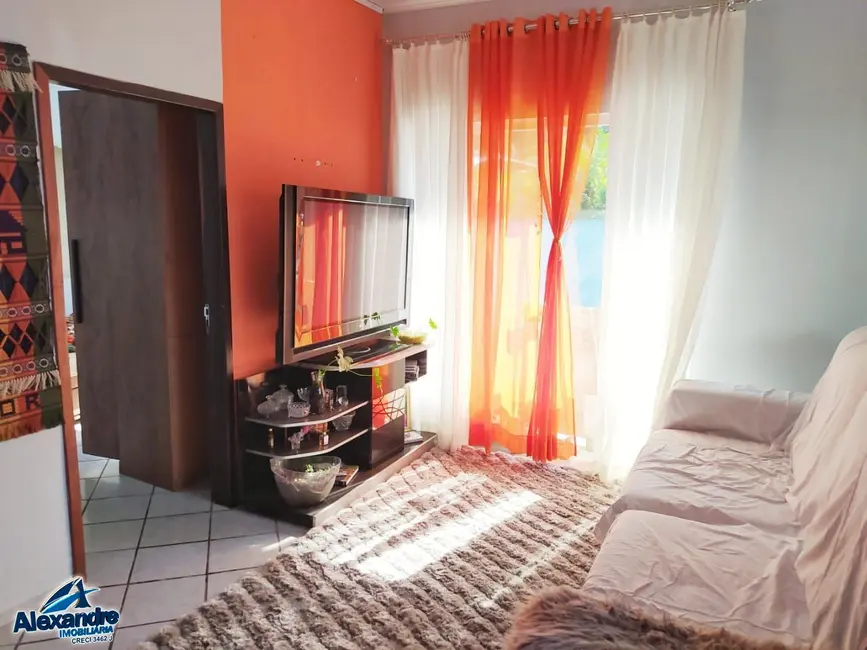 Casa com 5 quartos à venda, 200m2 em Jaraguá 99, Jaragua Do Sul - SC - imagem 5 Foto 5 de Casa com 5 quartos à venda, 200m2 em Jaraguá 99, Jaragua Do Sul - SC