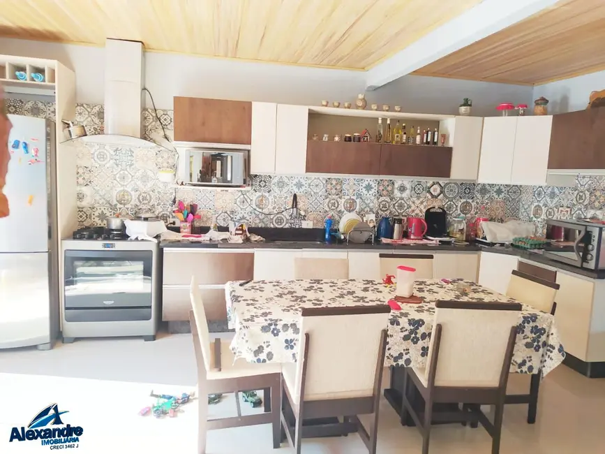 Casa com 5 quartos à venda, 200m2 em Jaraguá 99, Jaragua Do Sul - SC - imagem 8 Foto 8 de Casa com 5 quartos à venda, 200m2 em Jaraguá 99, Jaragua Do Sul - SC