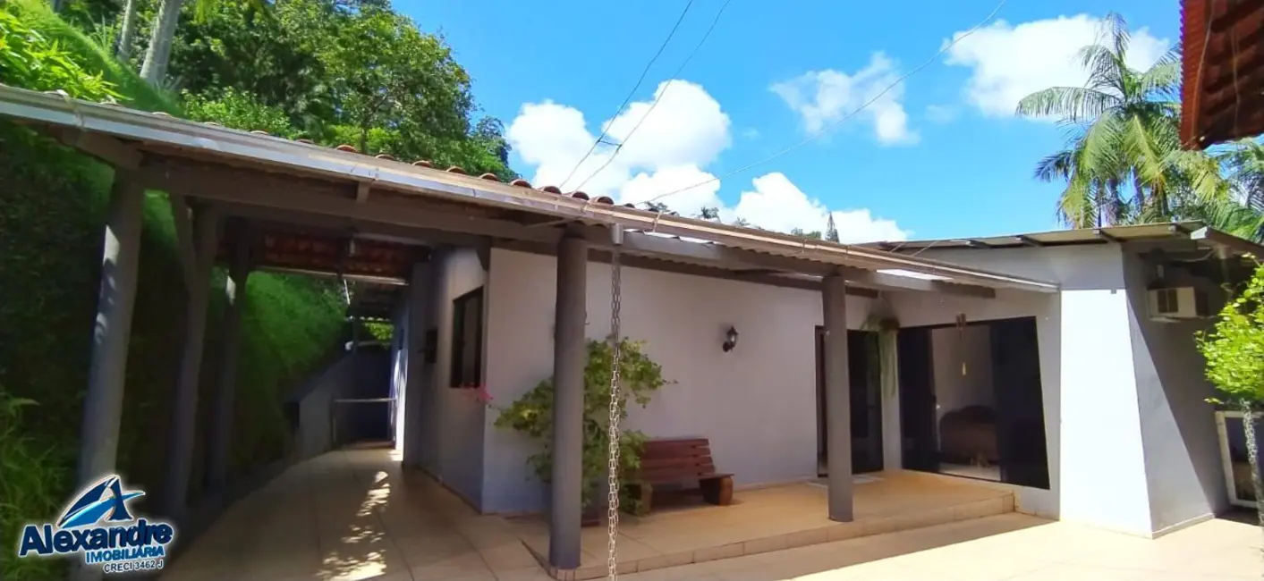 Foto 2 de Casa com 6 quartos à venda, 235m2 em Vila Nova, Jaragua Do Sul - SC