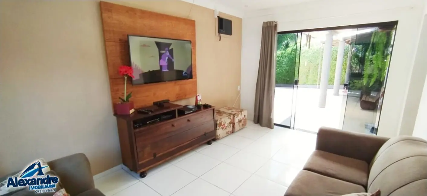 Casa com 6 quartos à venda, 235m2 em Vila Nova, Jaragua Do Sul - SC - imagem 5 Foto 5 de Casa com 6 quartos à venda, 235m2 em Vila Nova, Jaragua Do Sul - SC