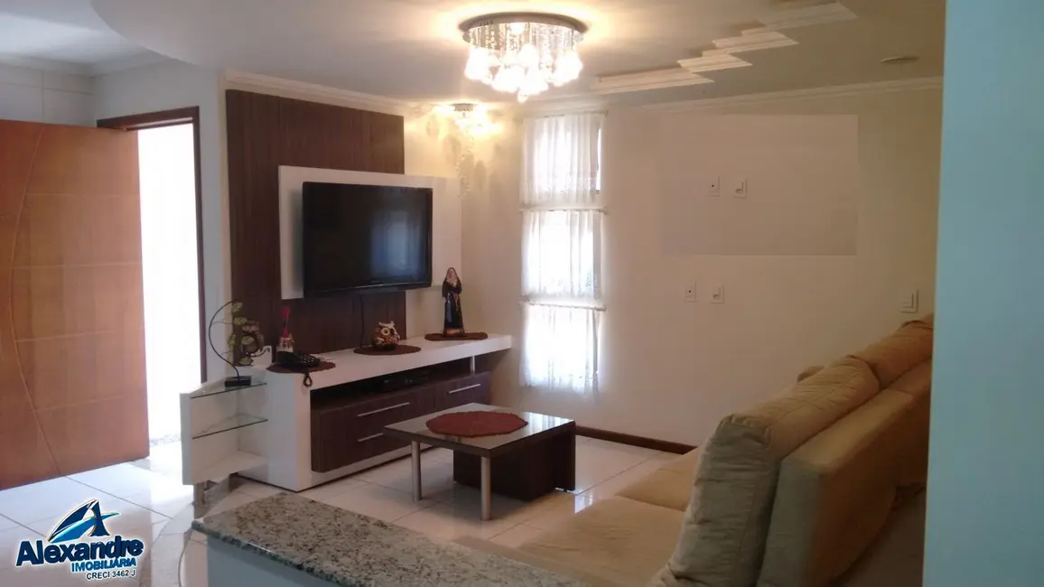 Foto 4 de Casa com 3 quartos à venda, 170m2 em Rau, Jaragua Do Sul - SC