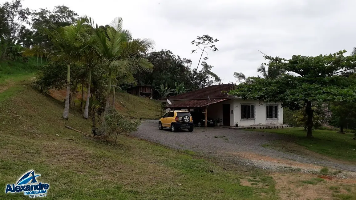Chácara com 3 quartos à venda, 15000m2 em Três Rios do Norte, Jaragua Do Sul - SC - imagem 6 Foto 6 de Chácara com 3 quartos à venda, 15000m2 em Três Rios do Norte, Jaragua Do Sul - SC