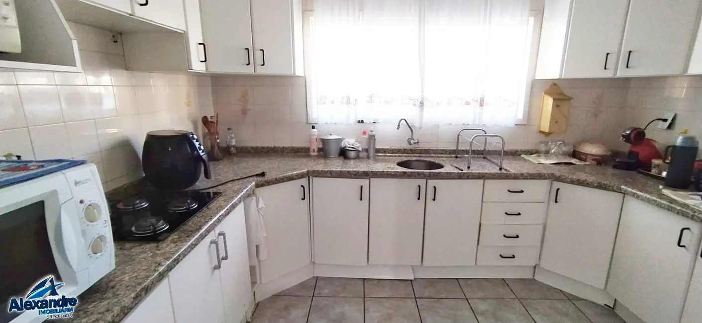 Casa com 8 quartos à venda, 225m2 em Ilha da Figueira, Jaragua Do Sul - SC - imagem 9 Foto 9 de Casa com 8 quartos à venda, 225m2 em Ilha da Figueira, Jaragua Do Sul - SC