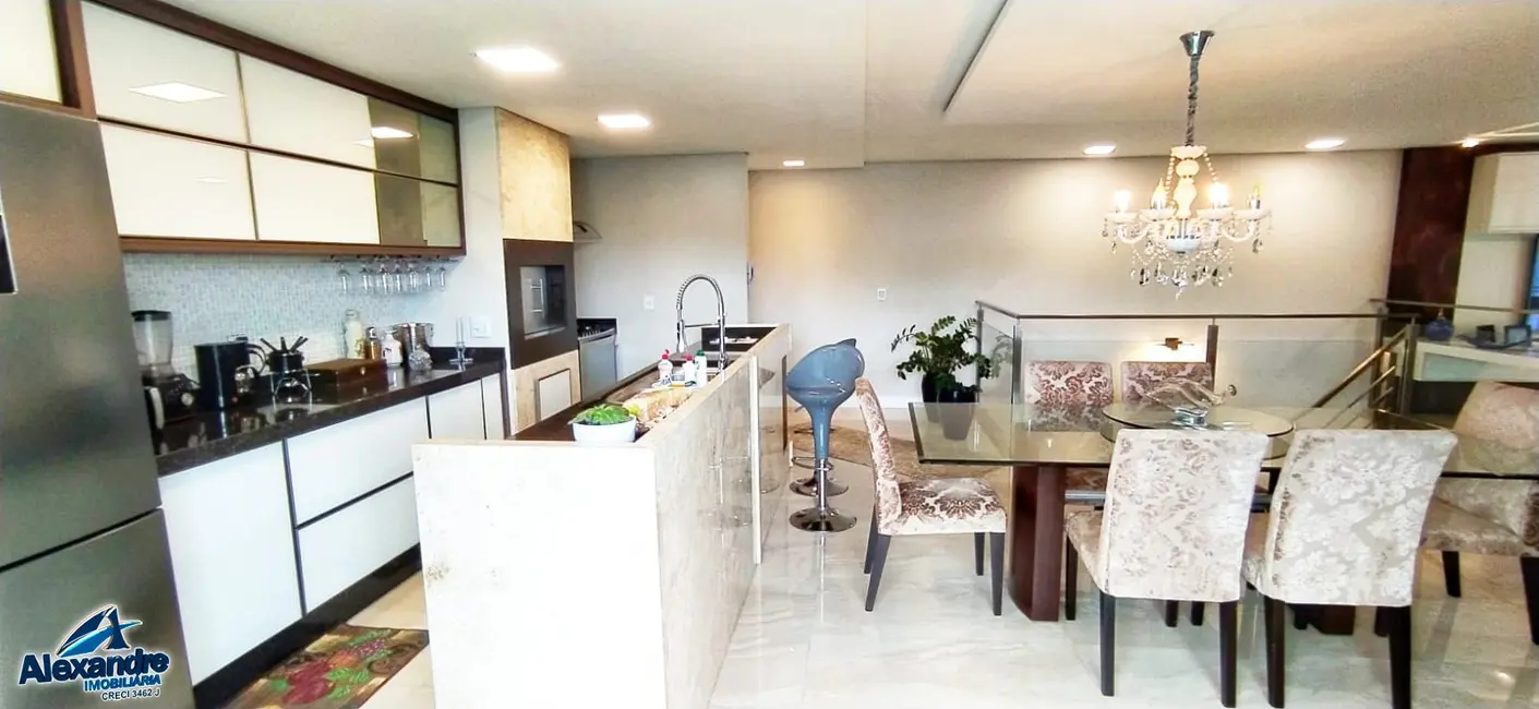 Apartamento com 3 quartos à venda, 206m2 em Centro, Guaramirim - SC - imagem 6 Foto 6 de Apartamento com 3 quartos à venda, 206m2 em Centro, Guaramirim - SC