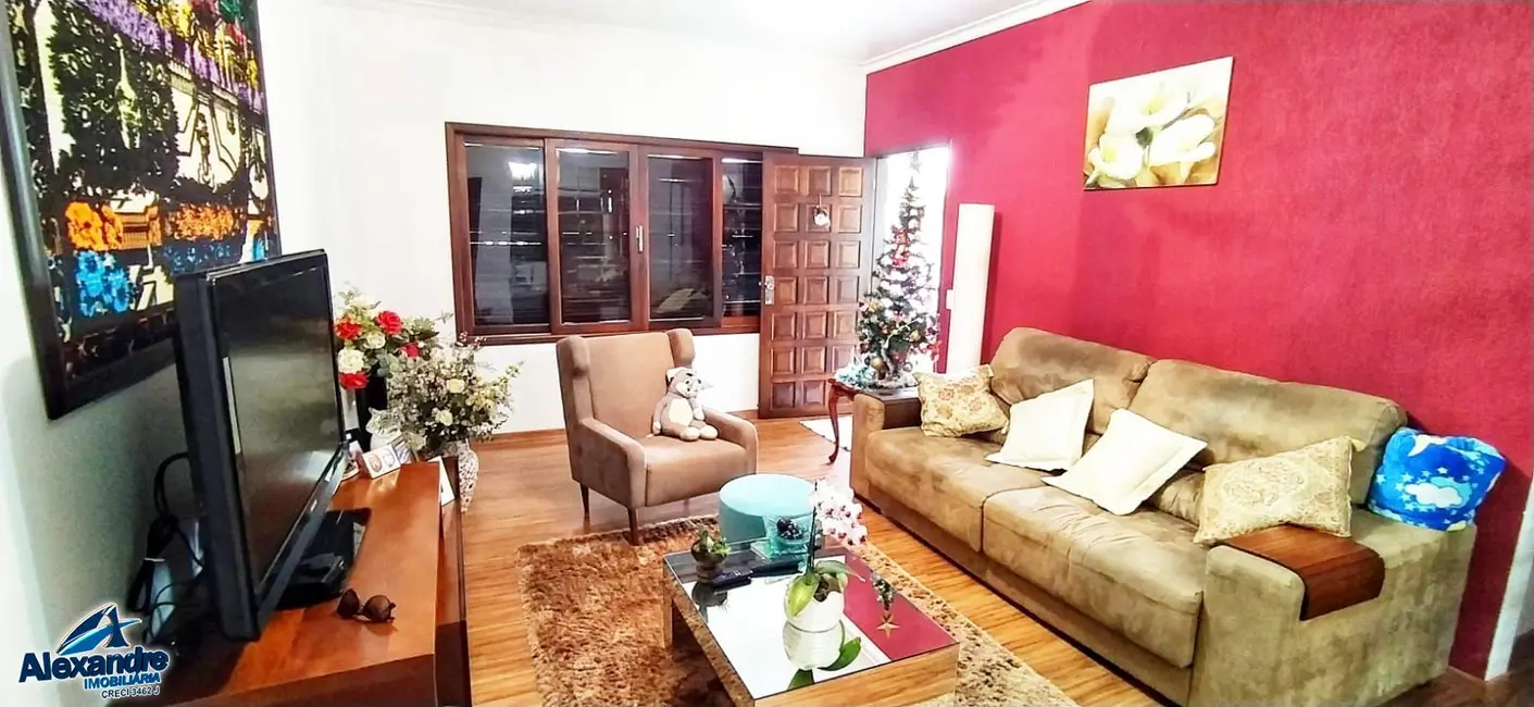 Casa com 4 quartos à venda, 272m2 em Vila Nova, Jaragua Do Sul - SC - imagem 7 Foto 7 de Casa com 4 quartos à venda, 272m2 em Vila Nova, Jaragua Do Sul - SC