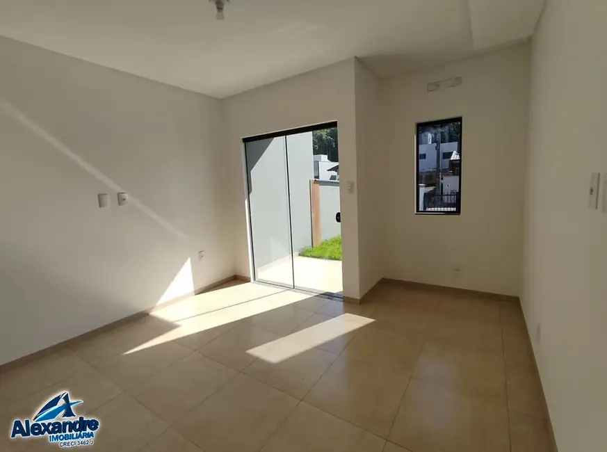 Casa com 2 quartos à venda, 82m2 em Tifa Martins, Jaragua Do Sul - SC - imagem 3 Foto 3 de Casa com 2 quartos à venda, 82m2 em Tifa Martins, Jaragua Do Sul - SC