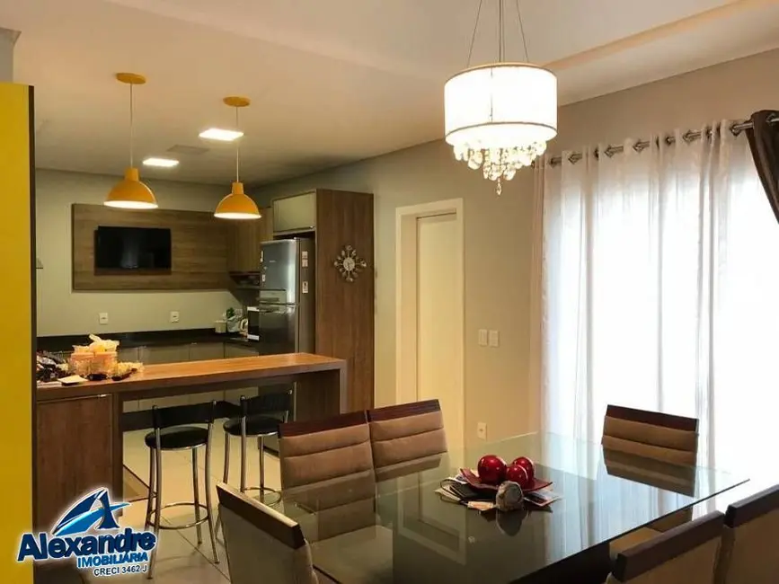 Foto 4 de Casa com 3 quartos à venda, 149m2 em Vila Lalau, Jaragua Do Sul - SC