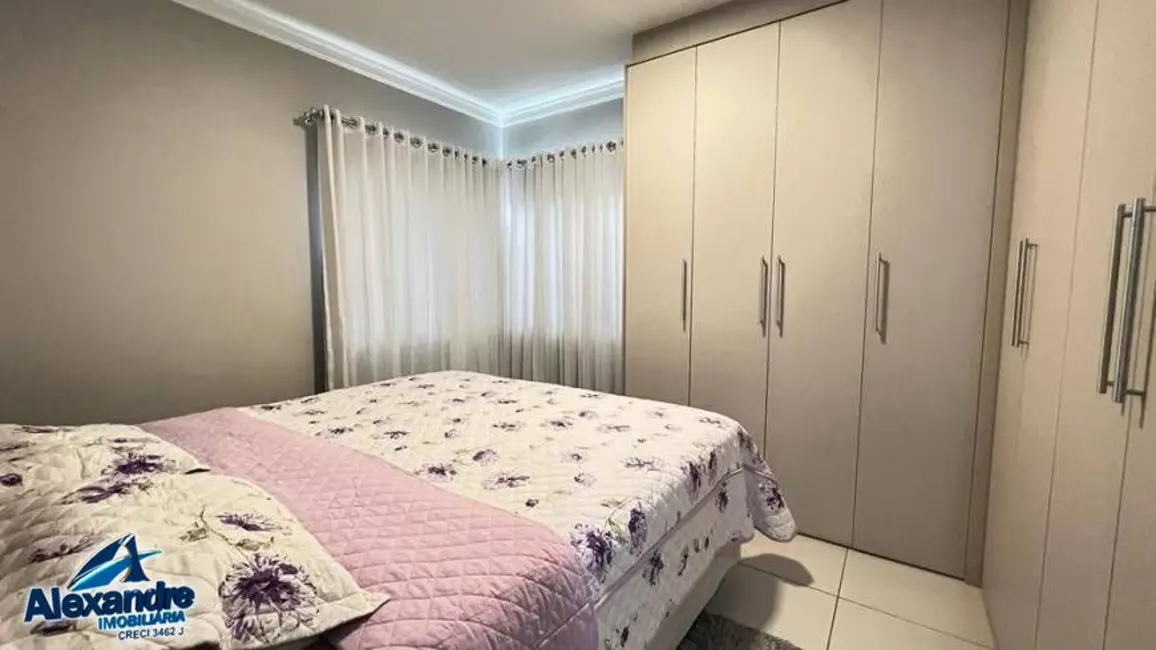 Foto 6 de Casa com 3 quartos à venda, 149m2 em Vila Lalau, Jaragua Do Sul - SC