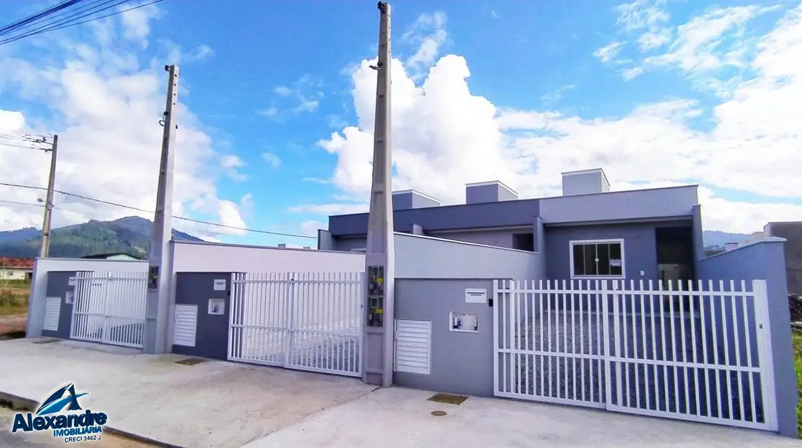 Casa com 2 quartos à venda, 66m2 em Jaraguá 99, Jaragua Do Sul - SC - imagem 2 Foto 2 de Casa com 2 quartos à venda, 66m2 em Jaraguá 99, Jaragua Do Sul - SC