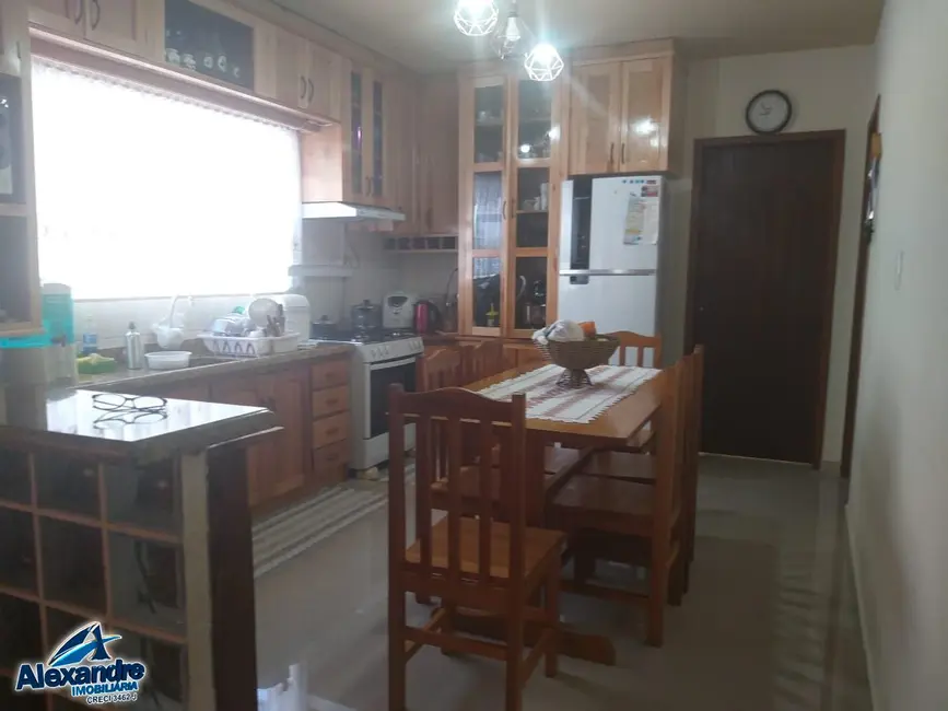Casa com 3 quartos à venda, 95m2 em Schroeder - SC - imagem 3 Foto 3 de Casa com 3 quartos à venda, 95m2 em Schroeder - SC