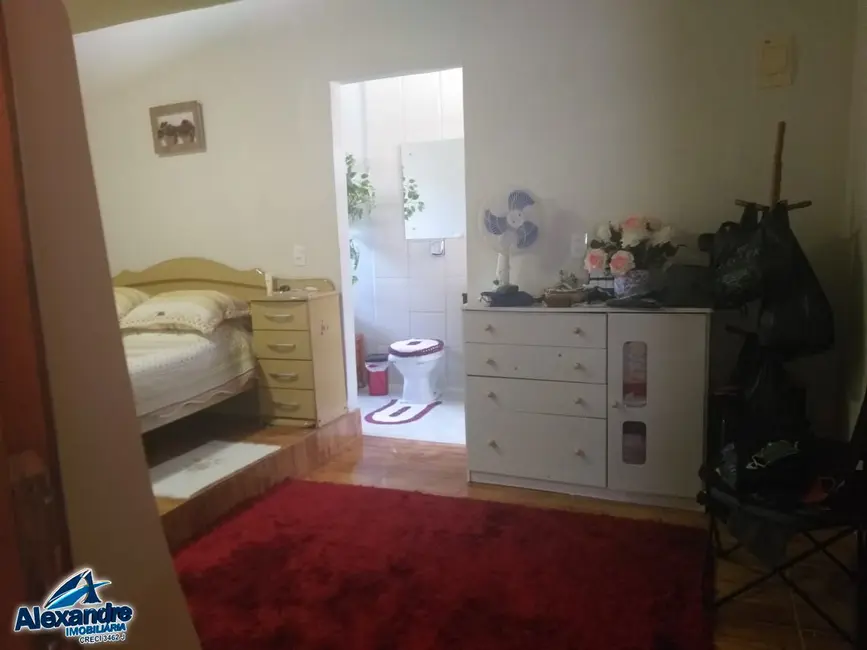 Casa com 3 quartos à venda, 95m2 em Schroeder - SC - imagem 5 Foto 5 de Casa com 3 quartos à venda, 95m2 em Schroeder - SC