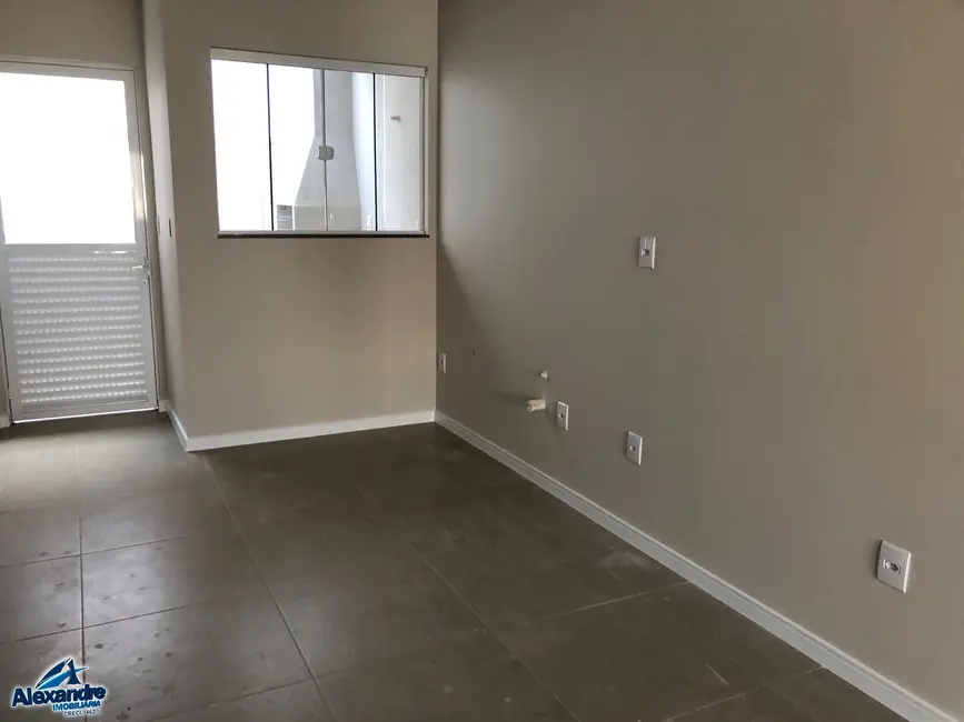 Casa com 3 quartos à venda, 80m2 em Três Rios do Norte, Jaragua Do Sul - SC - imagem 4 Foto 4 de Casa com 3 quartos à venda, 80m2 em Três Rios do Norte, Jaragua Do Sul - SC