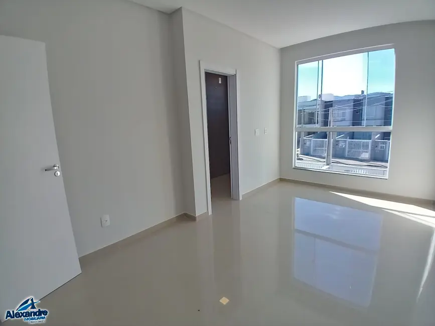 Foto 1 de Casa com 2 quartos à venda, 95m2 em Três Rios do Norte, Jaragua Do Sul - SC