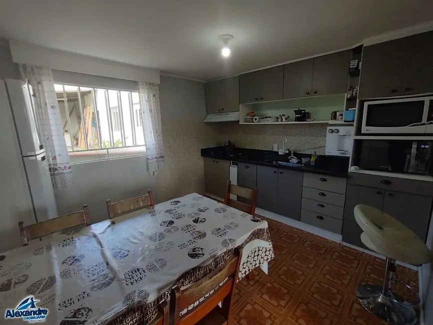 Casa com 4 quartos à venda, 220m2 em Vila Lenzi, Jaragua Do Sul - SC - imagem 9 Foto 9 de Casa com 4 quartos à venda, 220m2 em Vila Lenzi, Jaragua Do Sul - SC