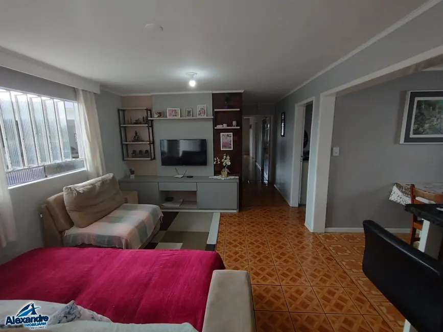 Casa com 4 quartos à venda, 220m2 em Vila Lenzi, Jaragua Do Sul - SC - imagem 6 Foto 6 de Casa com 4 quartos à venda, 220m2 em Vila Lenzi, Jaragua Do Sul - SC