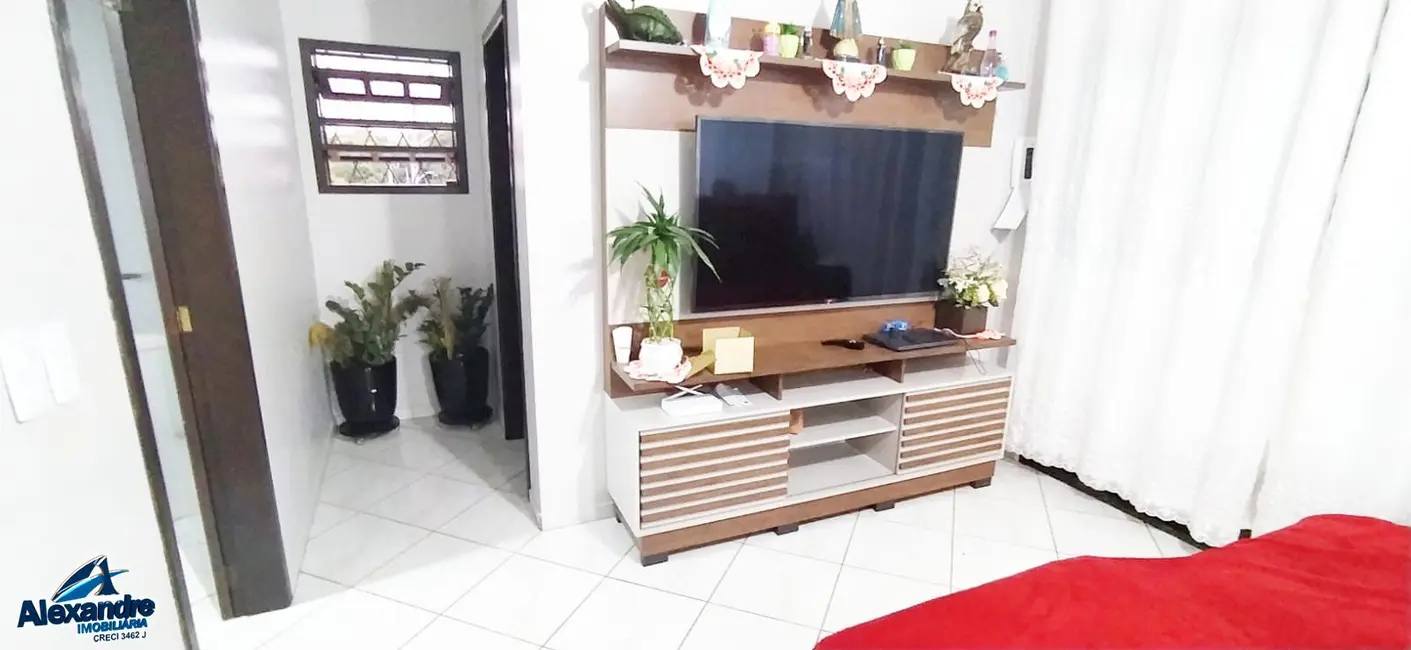 Casa com 3 quartos à venda, 100m2 em Chico de Paulo, Jaragua Do Sul - SC - imagem 3 Foto 3 de Casa com 3 quartos à venda, 100m2 em Chico de Paulo, Jaragua Do Sul - SC