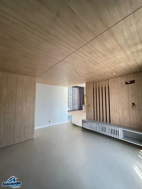 Foto 9 de Casa com 3 quartos à venda, 307m2 em Amizade, Jaragua Do Sul - SC