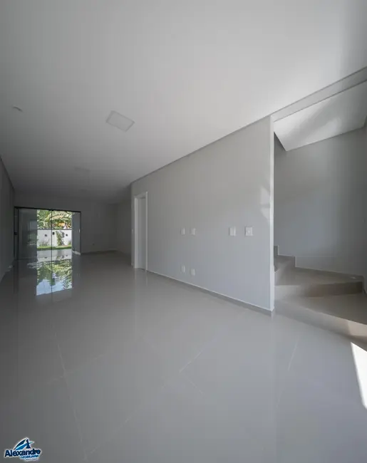 Foto 2 de Casa com 3 quartos à venda, 116m2 em Vieira, Jaragua Do Sul - SC