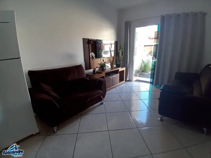 Foto 3 de Casa com 2 quartos à venda, 82m2 em Guaramirim - SC
