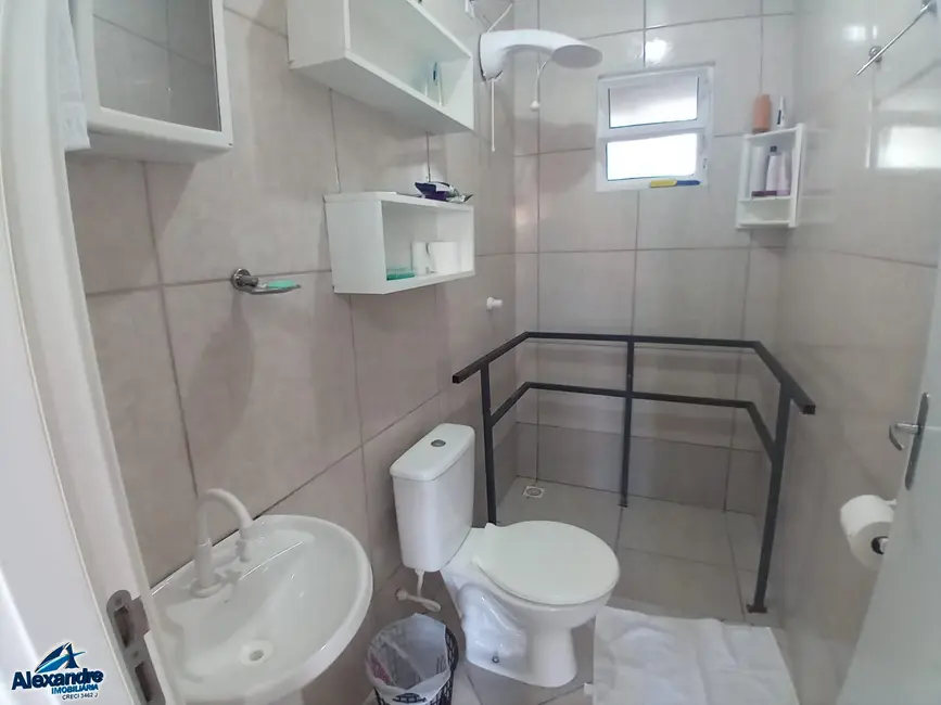 Foto 7 de Casa com 2 quartos à venda, 82m2 em Guaramirim - SC