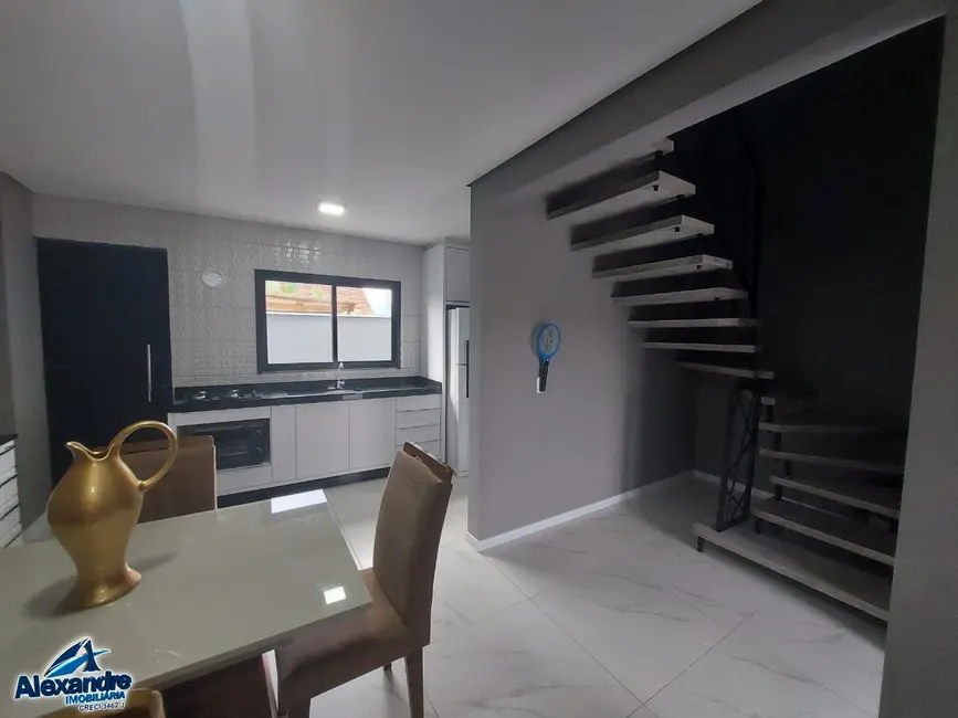 Foto 2 de Casa com 3 quartos à venda, 90m2 em Schroeder - SC