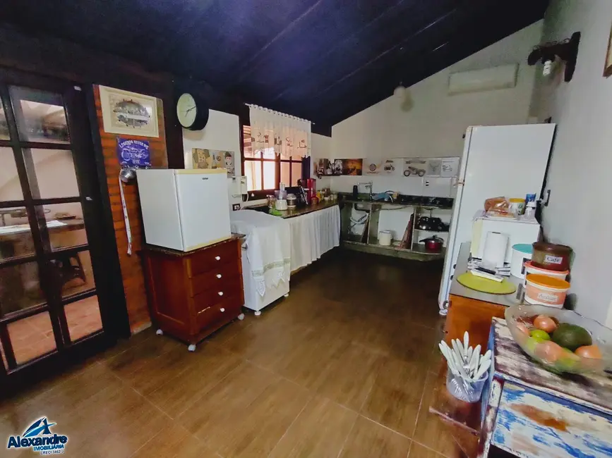 Foto 5 de Casa com 2 quartos à venda, 126m2 em Centro, Schroeder - SC