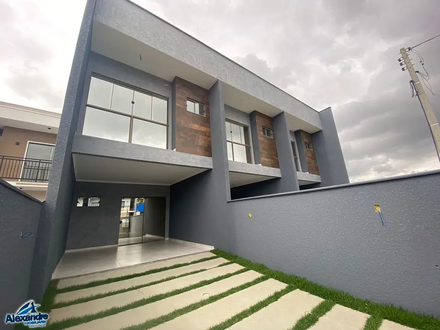 Casa com 3 quartos à venda, 117m2 em Guaramirim - SC - imagem 1 Foto 1 de Casa com 3 quartos à venda, 117m2 em Guaramirim - SC