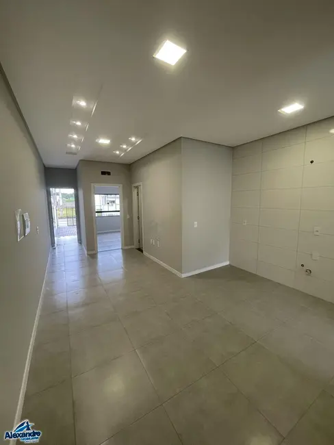 Foto 3 de Casa com 2 quartos à venda, 57m2 em Guaramirim - SC