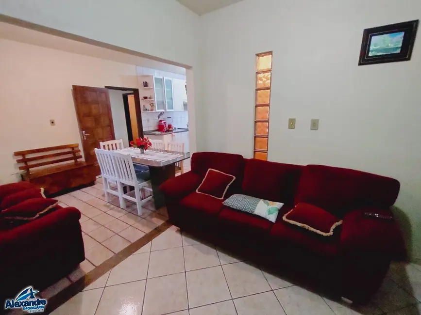 Casa com 4 quartos à venda, 284m2 em Tifa Martins, Jaragua Do Sul - SC - imagem 5 Foto 5 de Casa com 4 quartos à venda, 284m2 em Tifa Martins, Jaragua Do Sul - SC